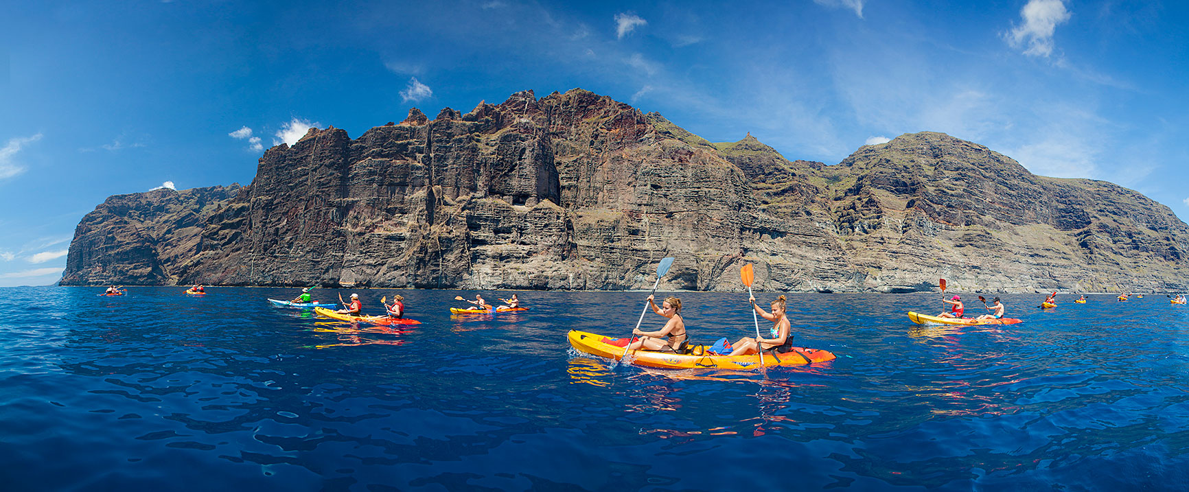 Deportes acuáticos que puedes practicar en Tenerife 2 kayak