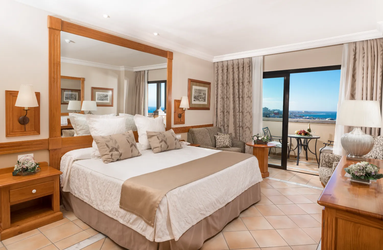 Chambre suite impériale | GF Gran Costa Adeje