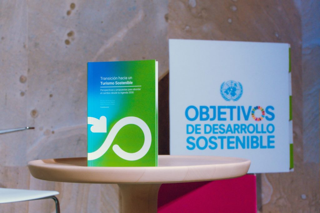 libro transición hacia un modelo turístico sostenible