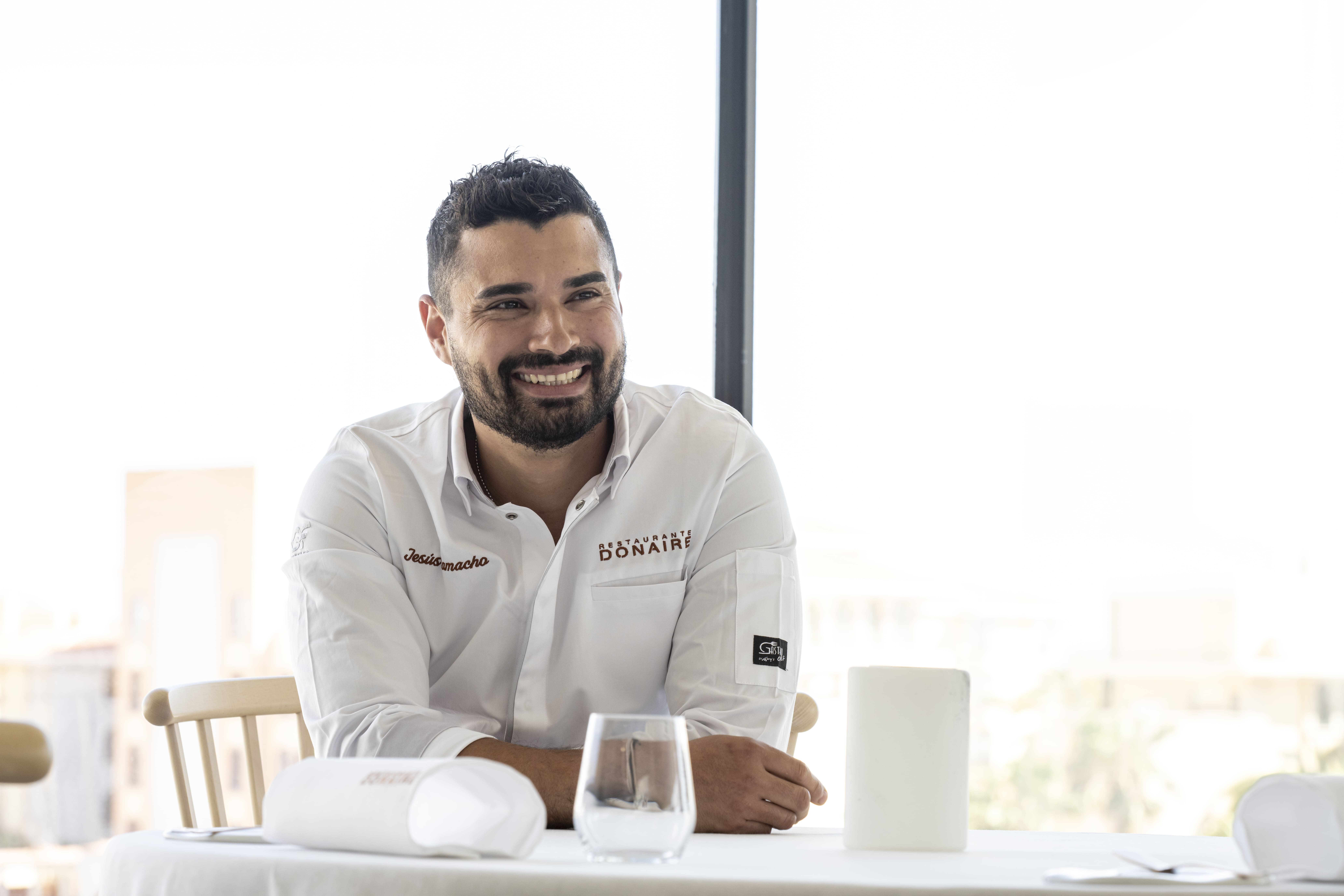 Jesús Camacho, primer chef español destacado en el calendario mundial Cercle de Valrhona
